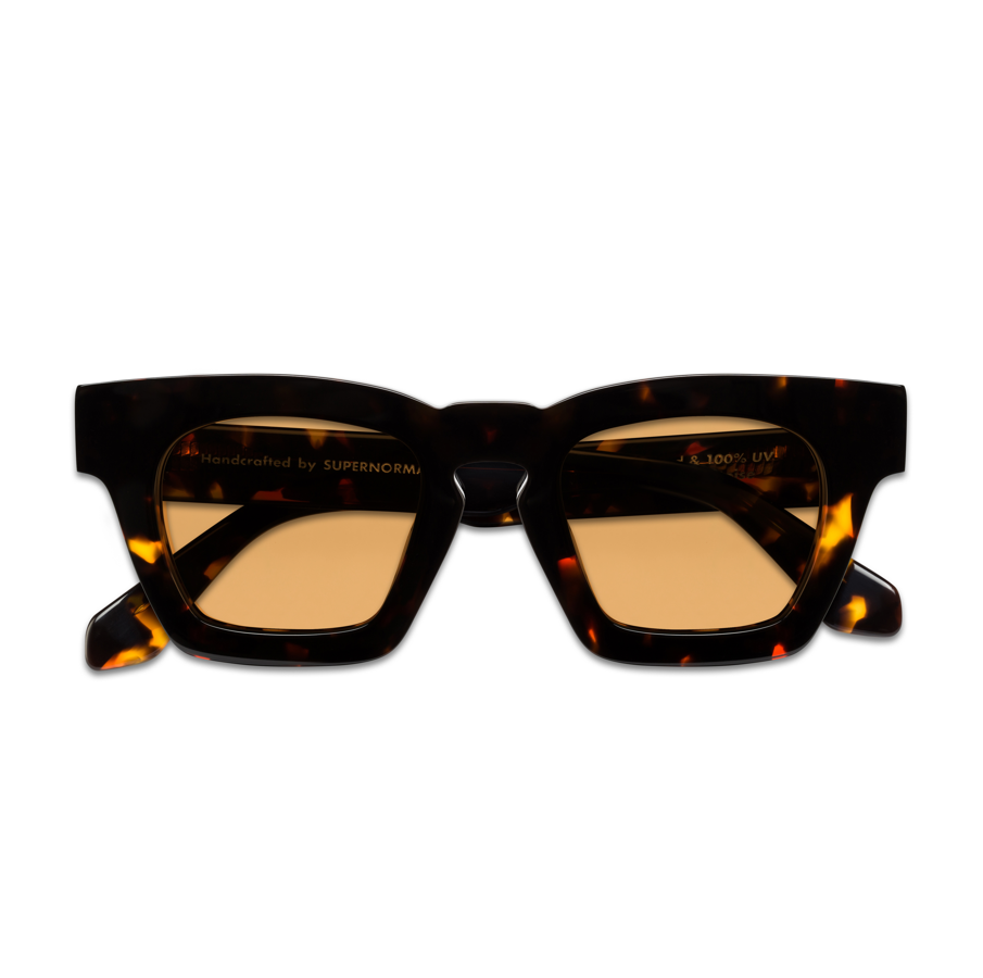 MAIN CHARACTER Tortoise frame + Amber lenses
