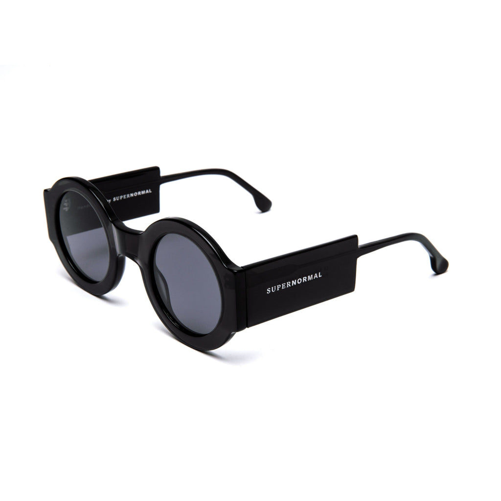 SPONTANEOUS Black frame + Black lenses
