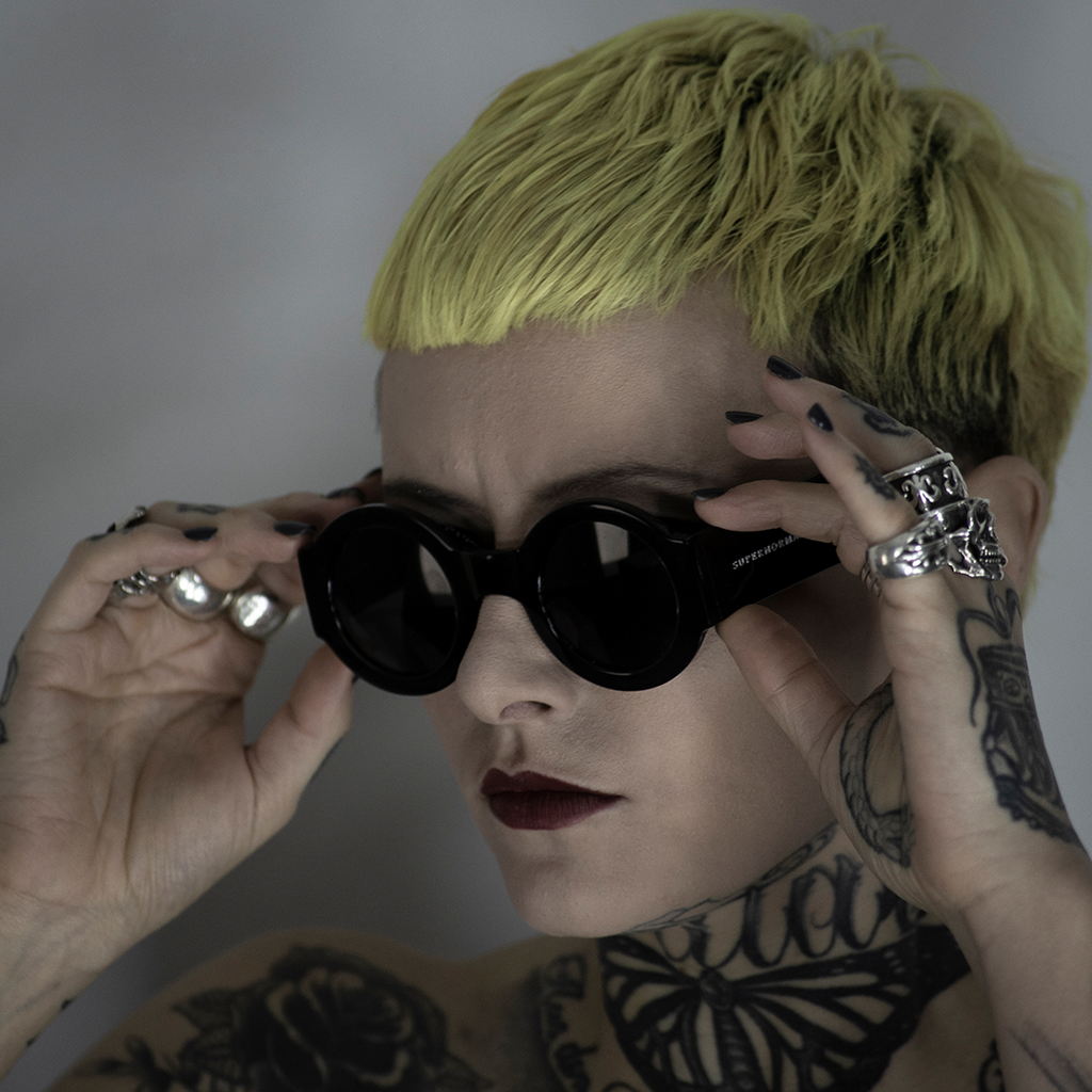 SPONTANEOUS Black frame + Black lenses