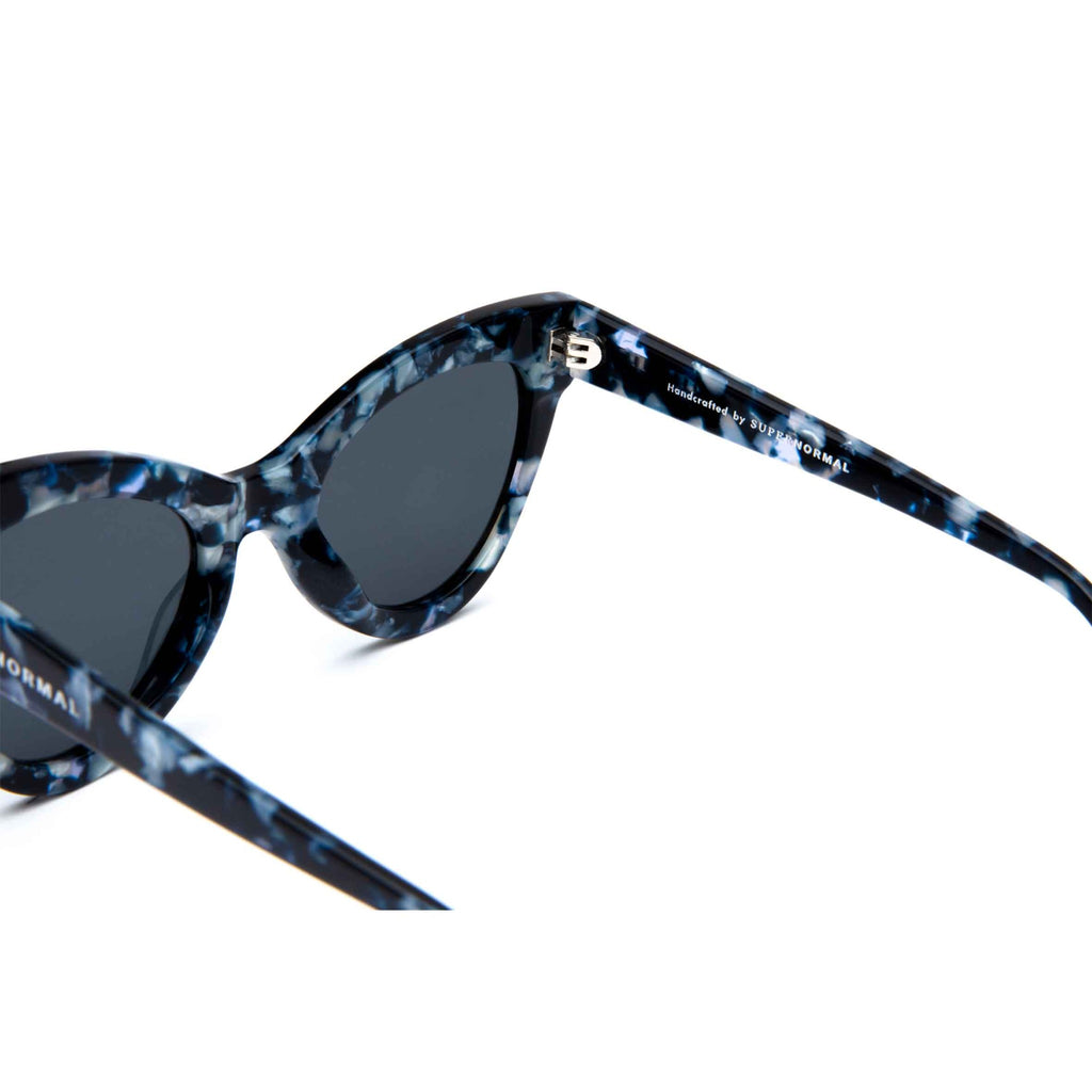 MAGNETIC Blue Marble frame + Black lenses